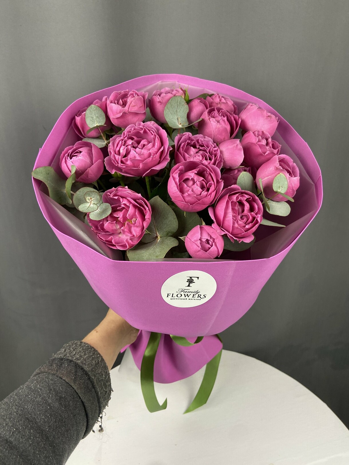 Букет из пионовидных роз «Мисти баблс»