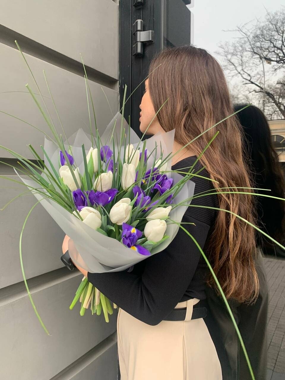 Тюльпан с ирисом